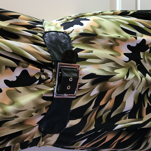 Pennington's Print Dress 1X Abstract Yellow Green Black Belt Sleeveless - Picture 4 of 6